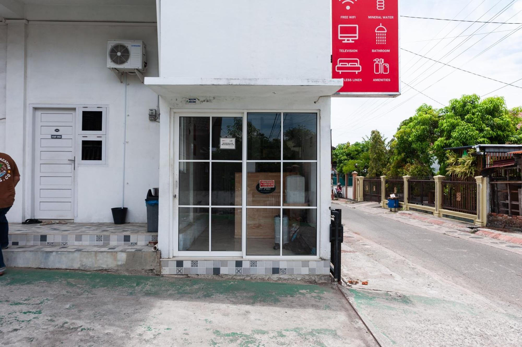 Reddoorz Syariah Near Rsud Zainoel Abidin Banda Aceh Hotell Exteriör bild