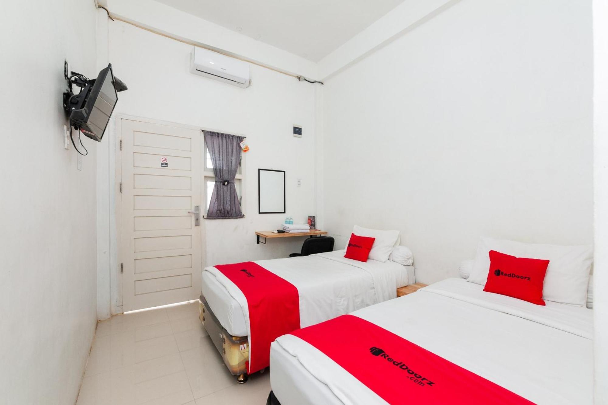 Reddoorz Syariah Near Rsud Zainoel Abidin Banda Aceh Hotell Exteriör bild